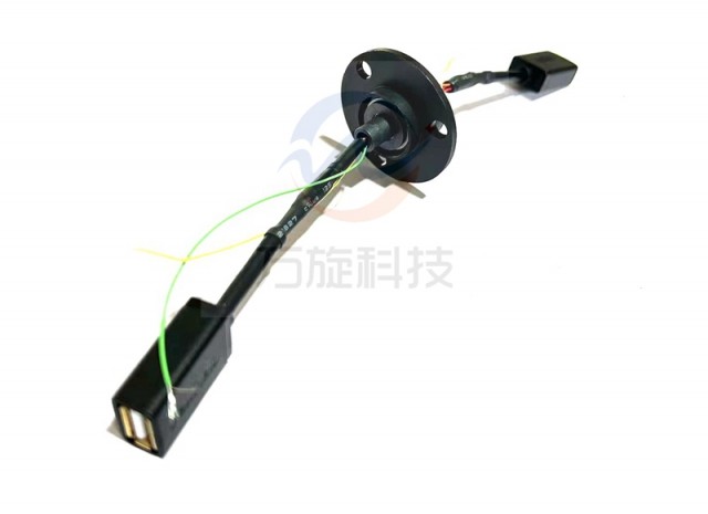 万旋的即插即用USB接口连接器